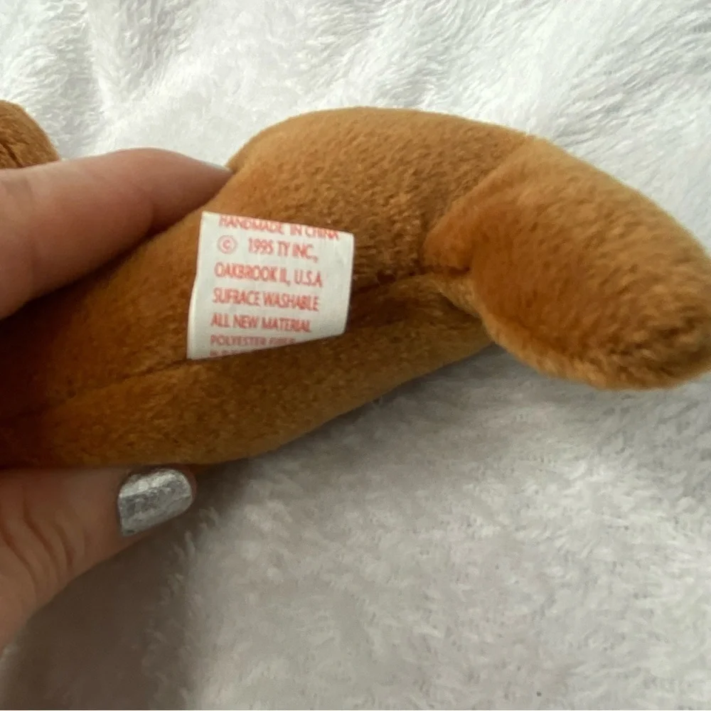 TY Beanie Babies - Tusk the Walrus 4076 - 1990s Original Vintage Plush NWT